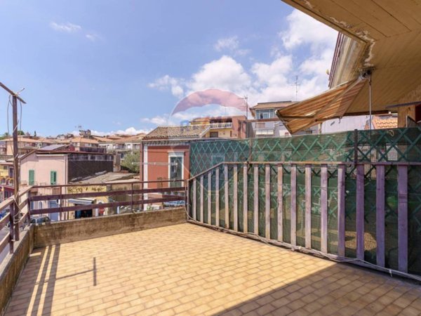 appartamento in affitto ad Aci Castello in zona Ficarazzi