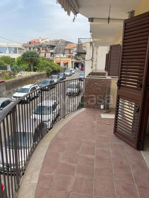 appartamento in affitto ad Aci Castello