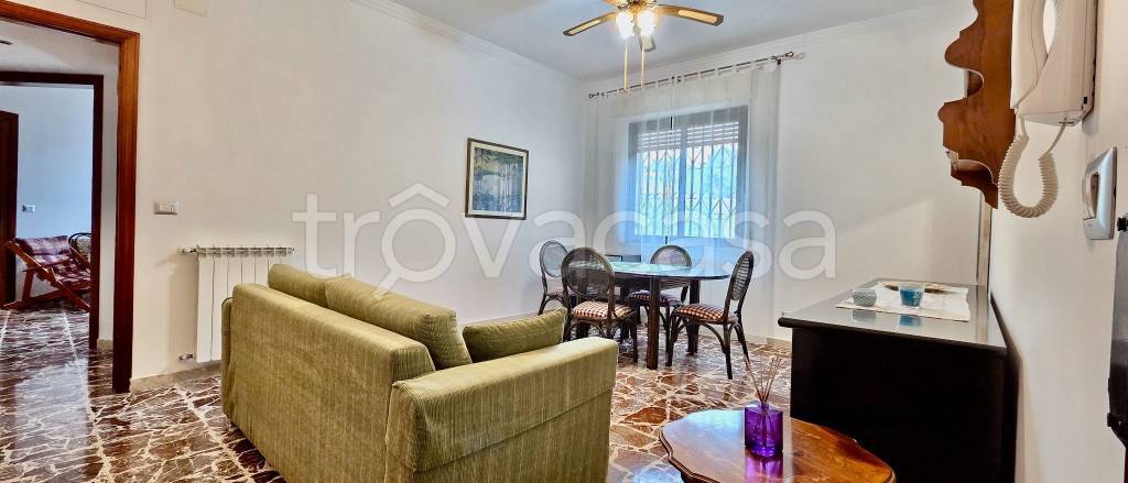 appartamento in affitto ad Aci Castello