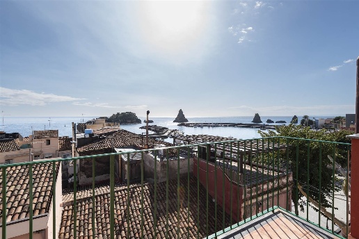 appartamento in affitto ad Aci Castello