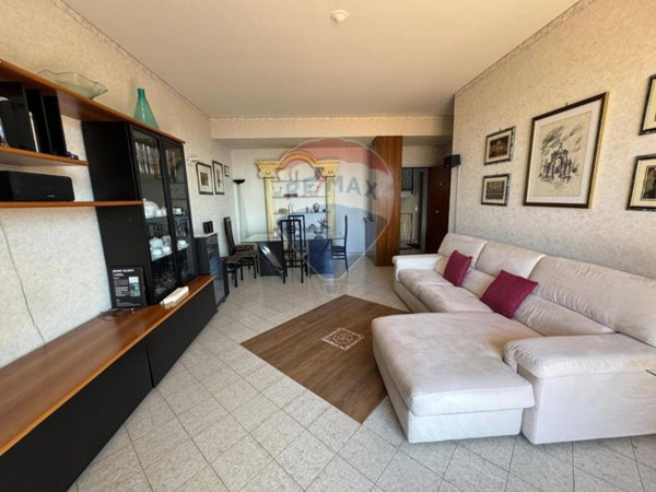 appartamento in affitto ad Aci Castello in zona Ficarazzi