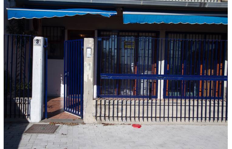 appartamento in affitto ad Aci Castello