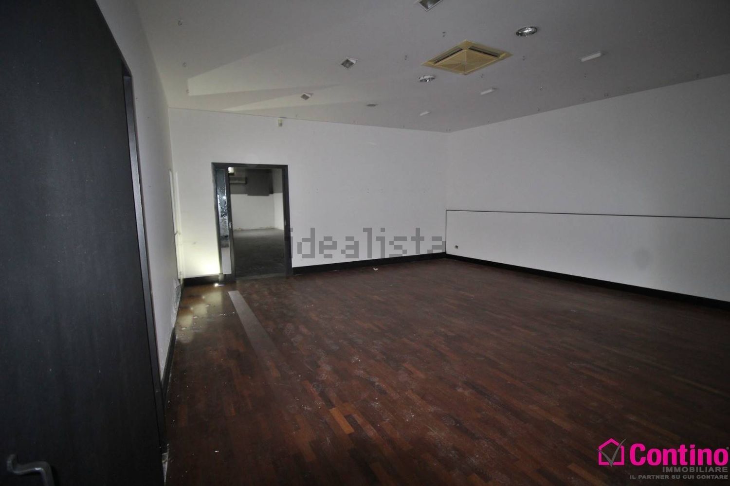 ufficio in affitto ad Aci Castello in zona Cannizzaro