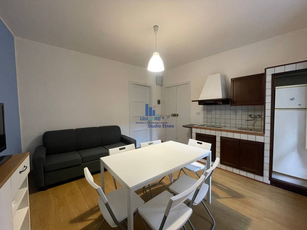 appartamento in affitto ad Aci Castello