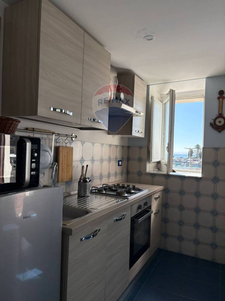 appartamento in affitto ad Aci Castello