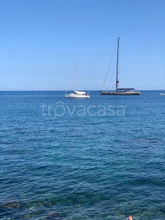 appartamento in affitto ad Aci Castello