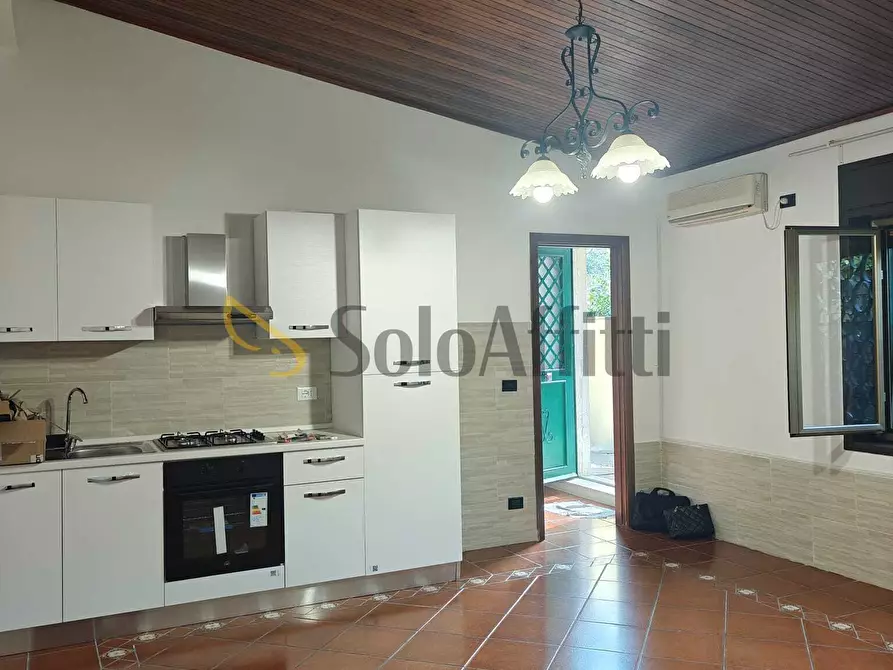 appartamento in affitto ad Aci Castello