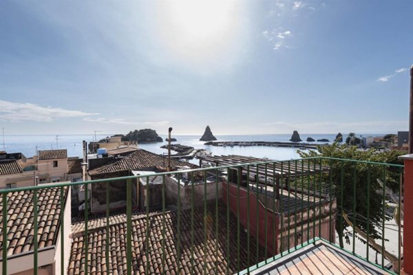 appartamento in affitto ad Aci Castello