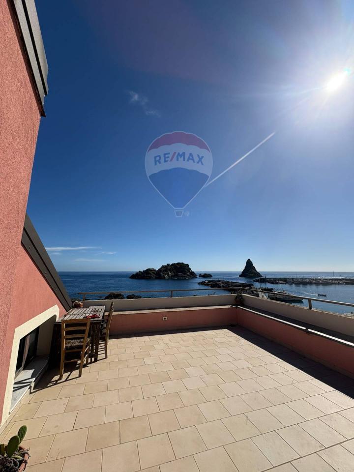 appartamento in affitto ad Aci Castello