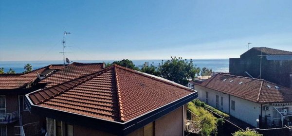 appartamento in affitto ad Aci Castello