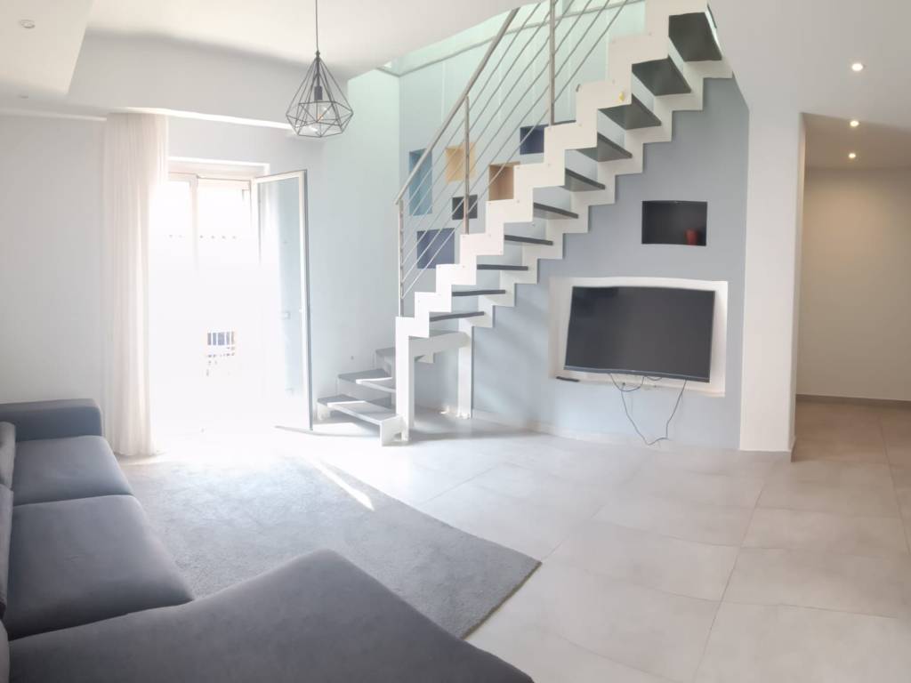 appartamento in affitto ad Aci Castello