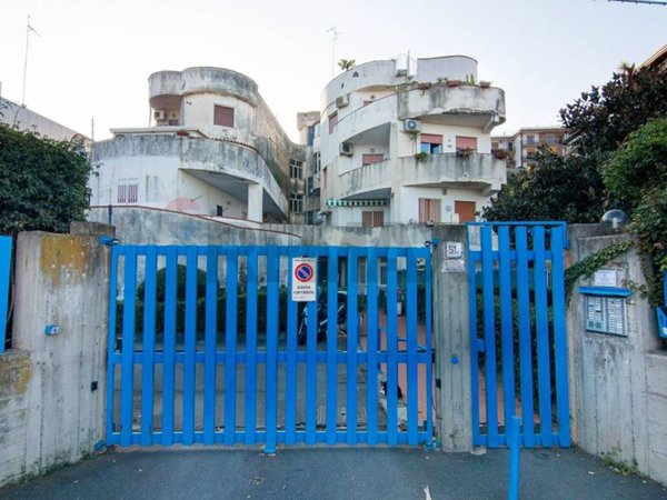 appartamento in affitto ad Aci Castello in zona Aci Trezza