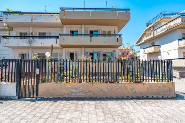 casa indipendente in affitto ad Aci Castello in zona Cannizzaro