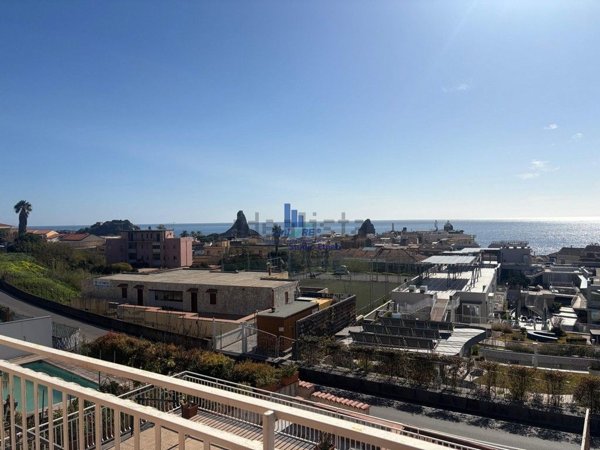 appartamento in affitto ad Aci Castello