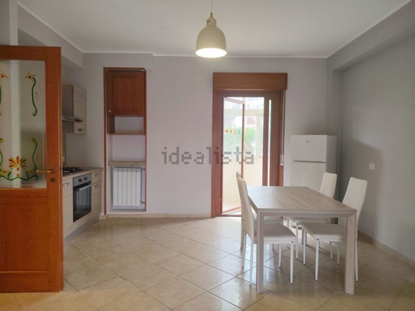 appartamento in affitto ad Aci Castello