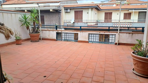 appartamento in affitto ad Aci Castello in zona Cannizzaro