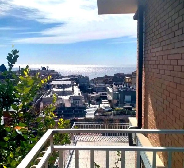 appartamento in affitto ad Aci Castello