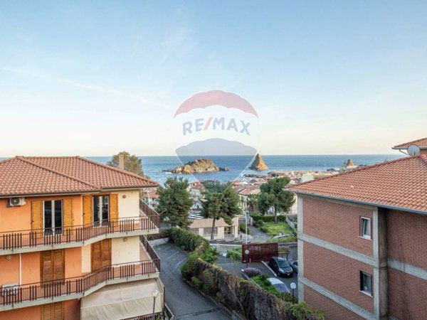 appartamento in affitto ad Aci Castello in zona Aci Trezza