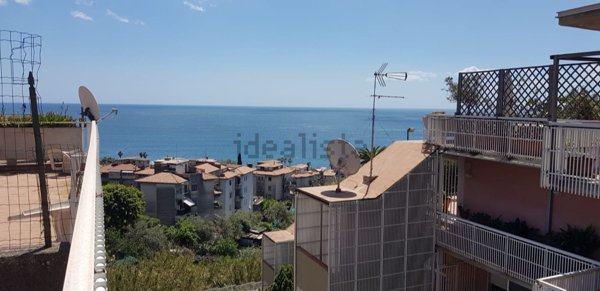 appartamento in affitto ad Aci Castello