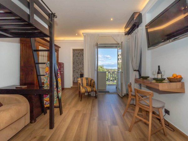 appartamento in affitto ad Aci Castello