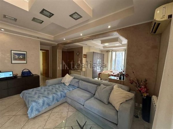 appartamento in affitto ad Aci Castello in zona Ficarazzi