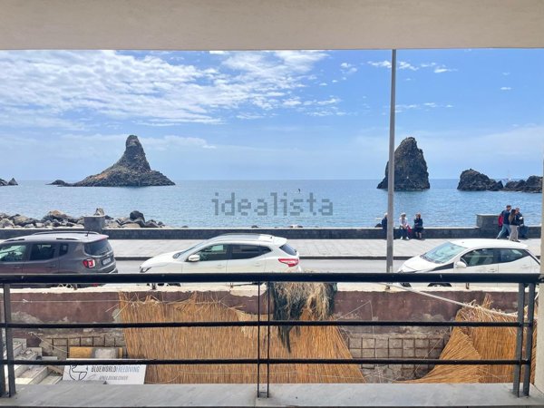 appartamento in affitto ad Aci Castello in zona Aci Trezza