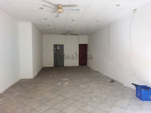 locale commerciale in affitto ad Aci Castello in zona Aci Trezza