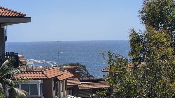 appartamento in affitto ad Aci Castello
