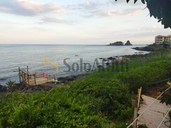 appartamento in affitto ad Aci Castello