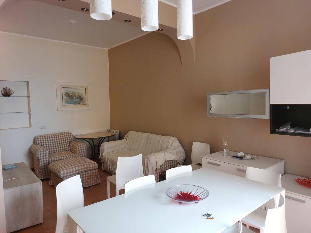 casa indipendente in affitto ad Aci Castello in zona Aci Trezza