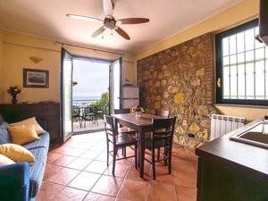 appartamento in affitto ad Aci Castello in zona Aci Trezza