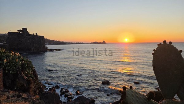 appartamento in affitto ad Aci Castello in zona Cannizzaro