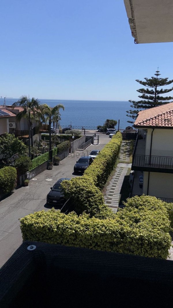 appartamento in affitto ad Aci Castello in zona Cannizzaro