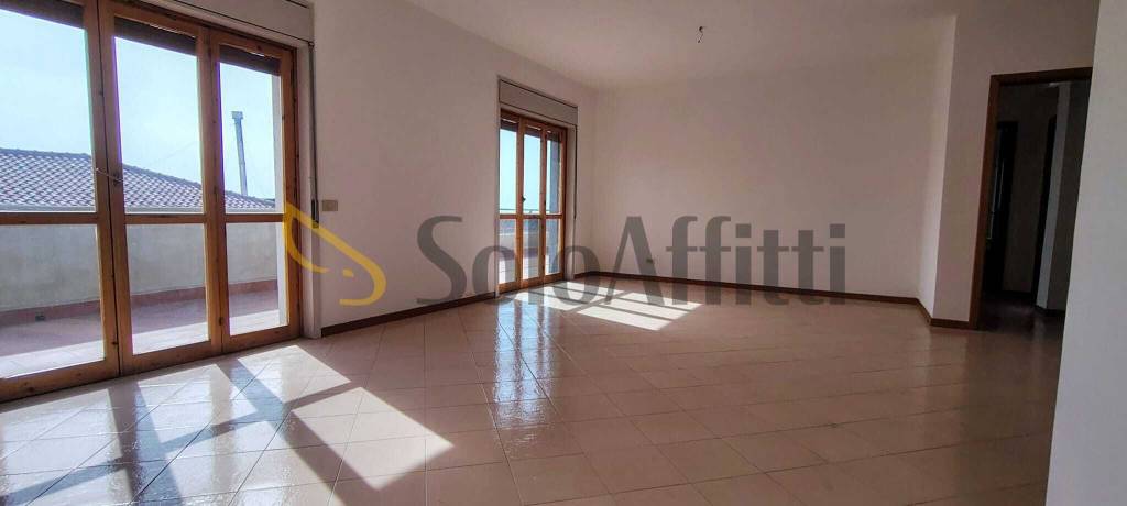 appartamento in affitto ad Aci Castello in zona Ficarazzi