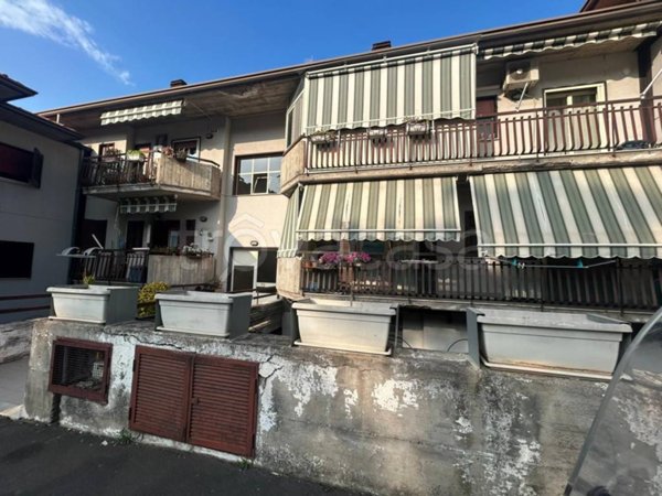 appartamento in affitto ad Aci Catena