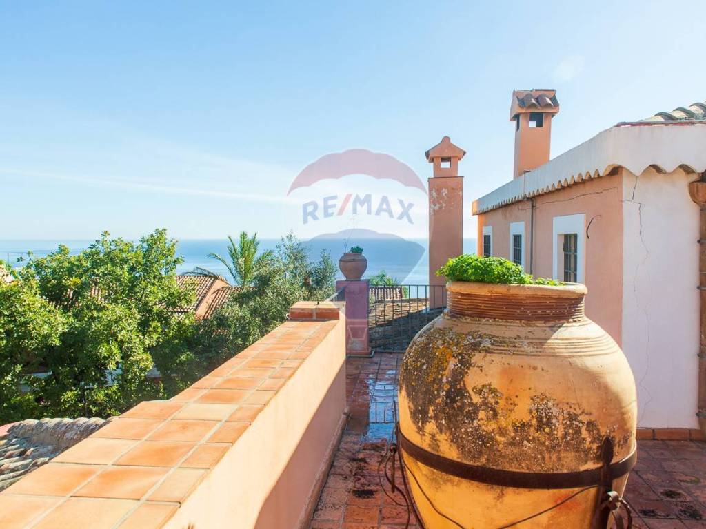 appartamento in affitto ad Aci Catena