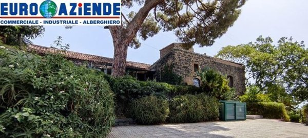 villa in affitto ad Aci Catena