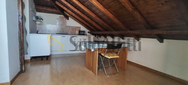 appartamento in affitto ad Aci Catena in zona Vampolieri