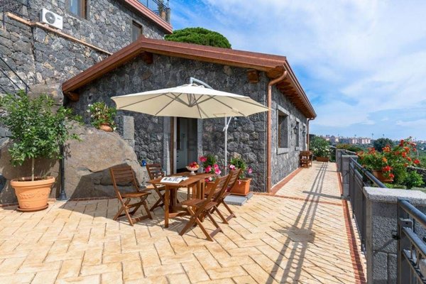 appartamento in affitto ad Aci Catena