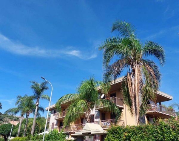 appartamento in affitto ad Aci Catena