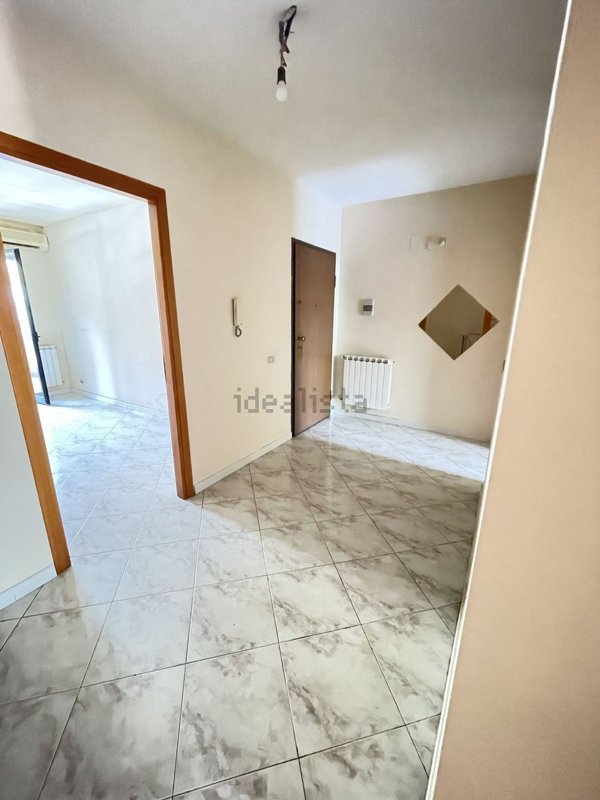appartamento in affitto ad Aci Catena in zona Vampolieri
