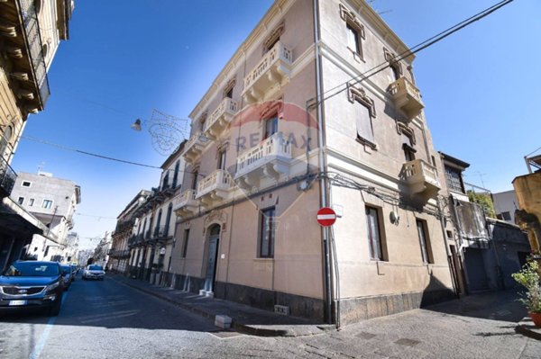 appartamento in affitto ad Acireale in zona Centro Storico