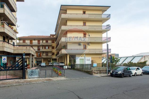 locale commerciale in affitto ad Acireale in zona Piano d'Api
