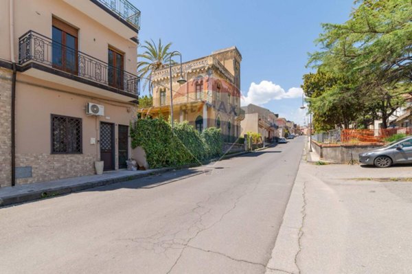 casa indipendente in affitto ad Acireale in zona Pozzillo