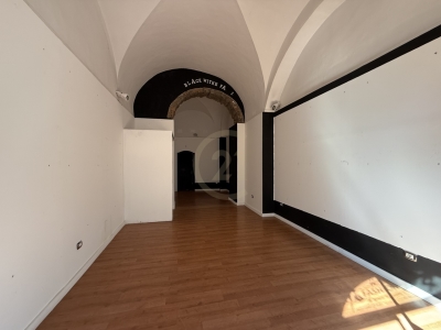 negozio in affitto ad Acireale in zona Centro Storico