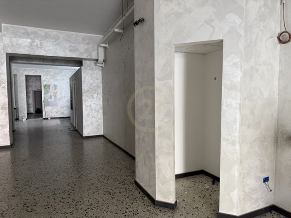 negozio in affitto ad Acireale in zona Centro Storico