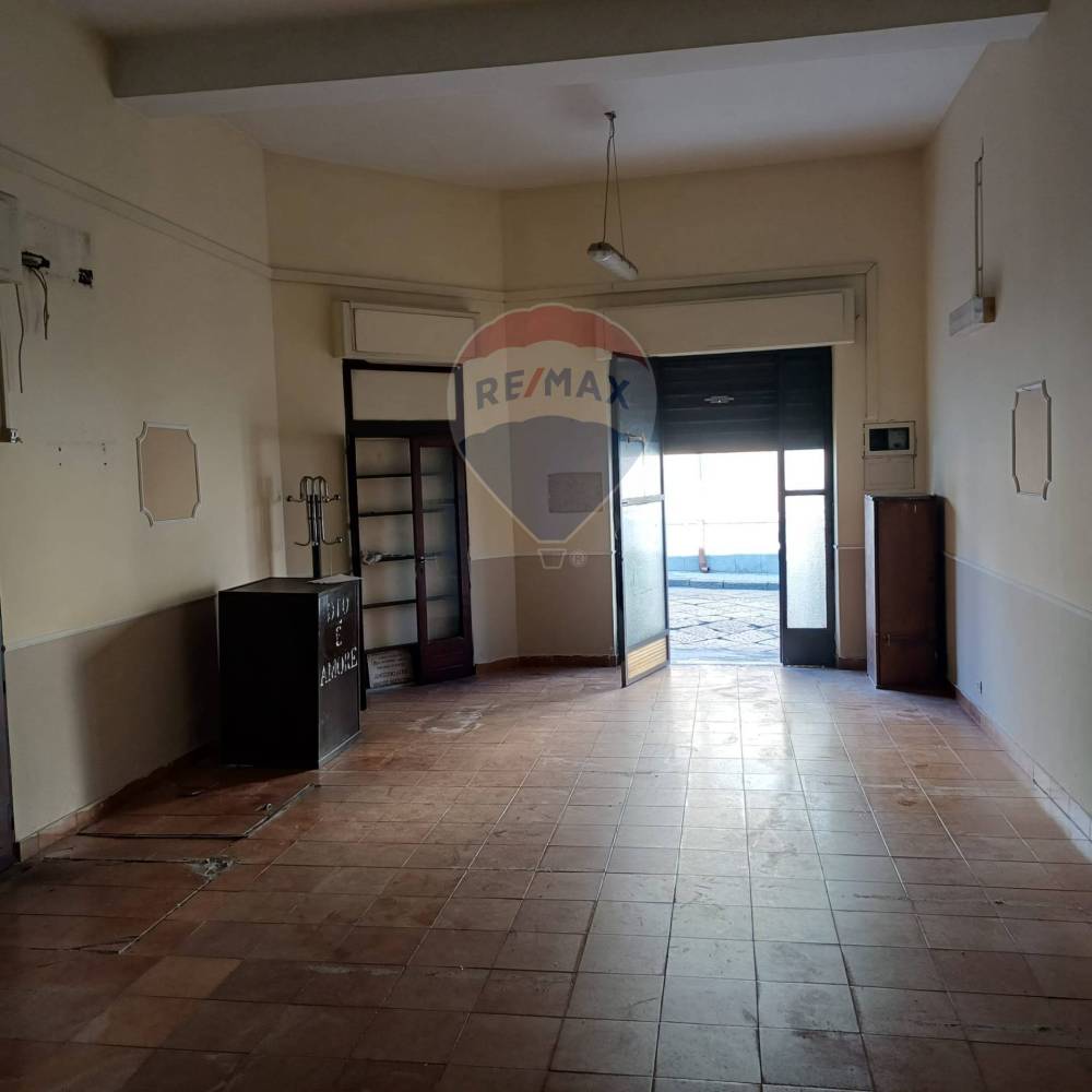 locale commerciale in affitto ad Acireale in zona Pozzillo