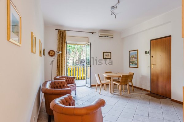 appartamento in affitto ad Acireale in zona Capo Mulini