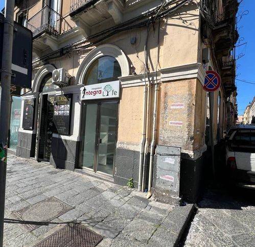 negozio in affitto ad Acireale in zona Centro Storico