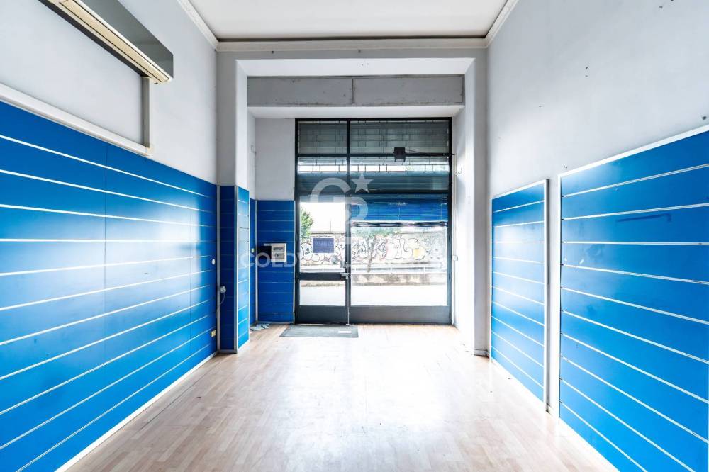 locale commerciale in affitto ad Acireale